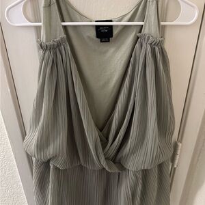 Deletta Soft Green Top